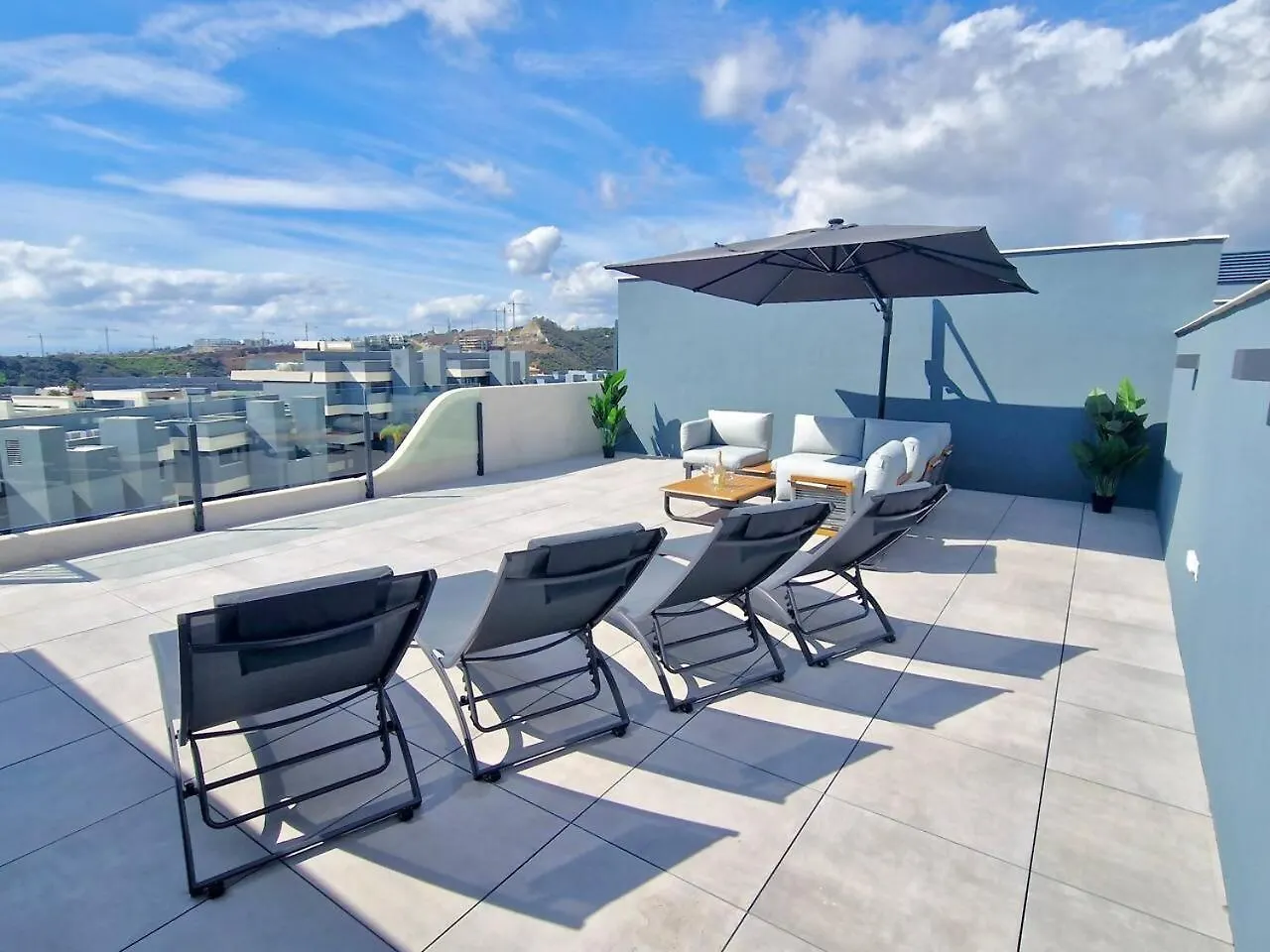 דירות אסטפונה Sr Oasis 325 2 Bdr Penthouse With Sea View 0*,  ספרד